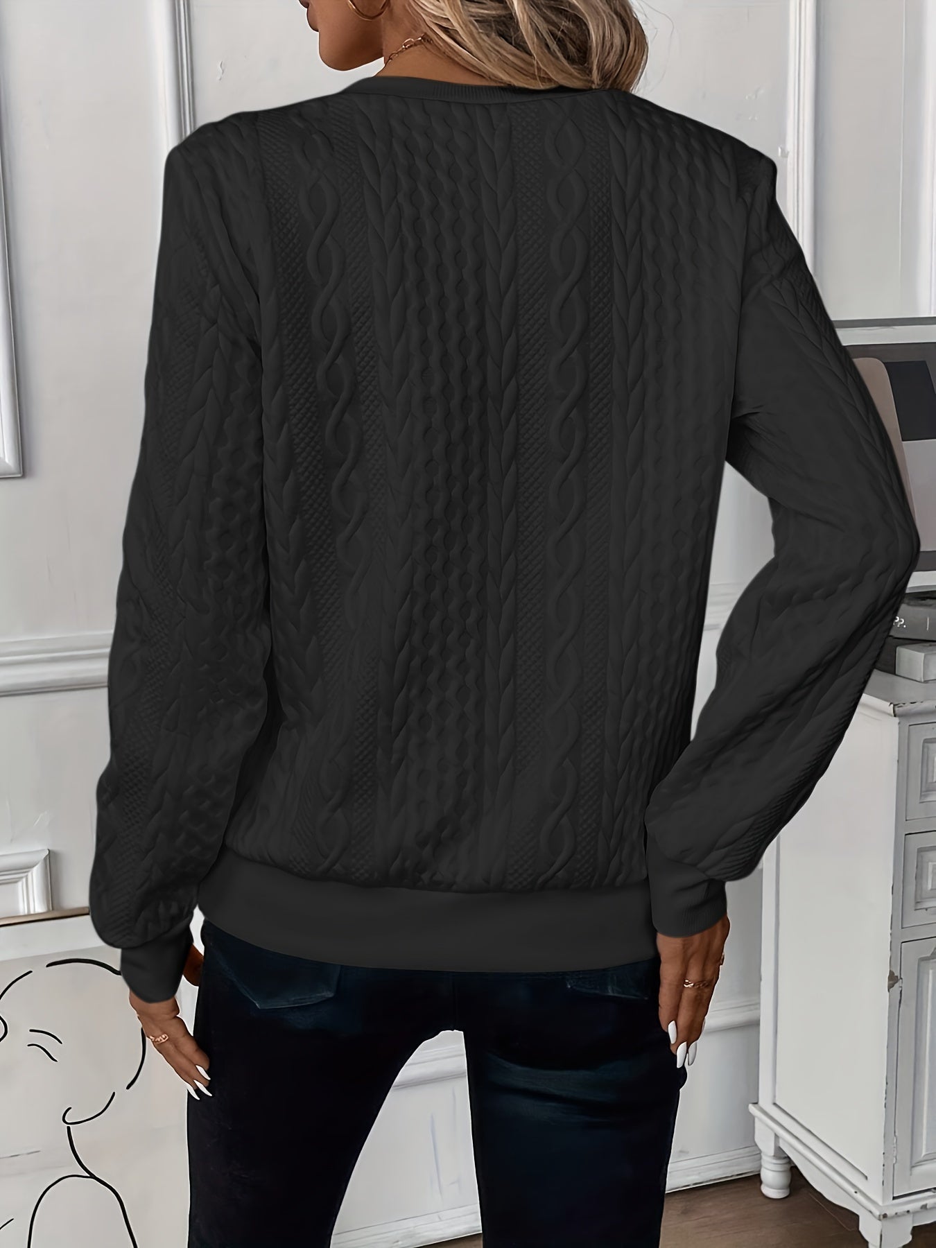 AMIA Sweater with Zipper - Stylish Comfort for All Seasons