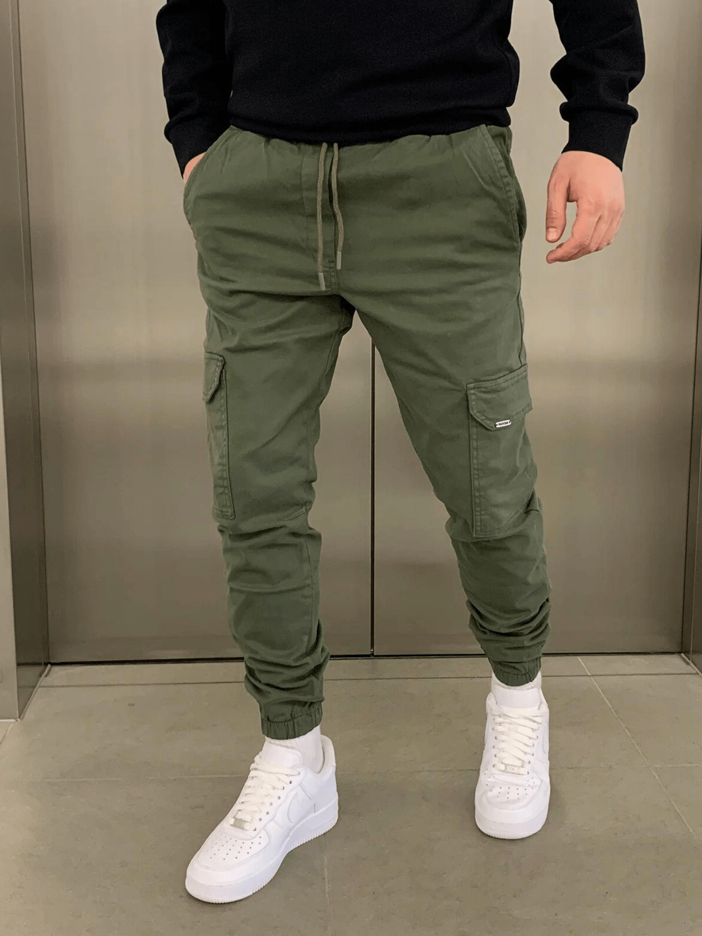 Spark® Cargo Jogger Fitted - Stylish & Comfortable Activewear